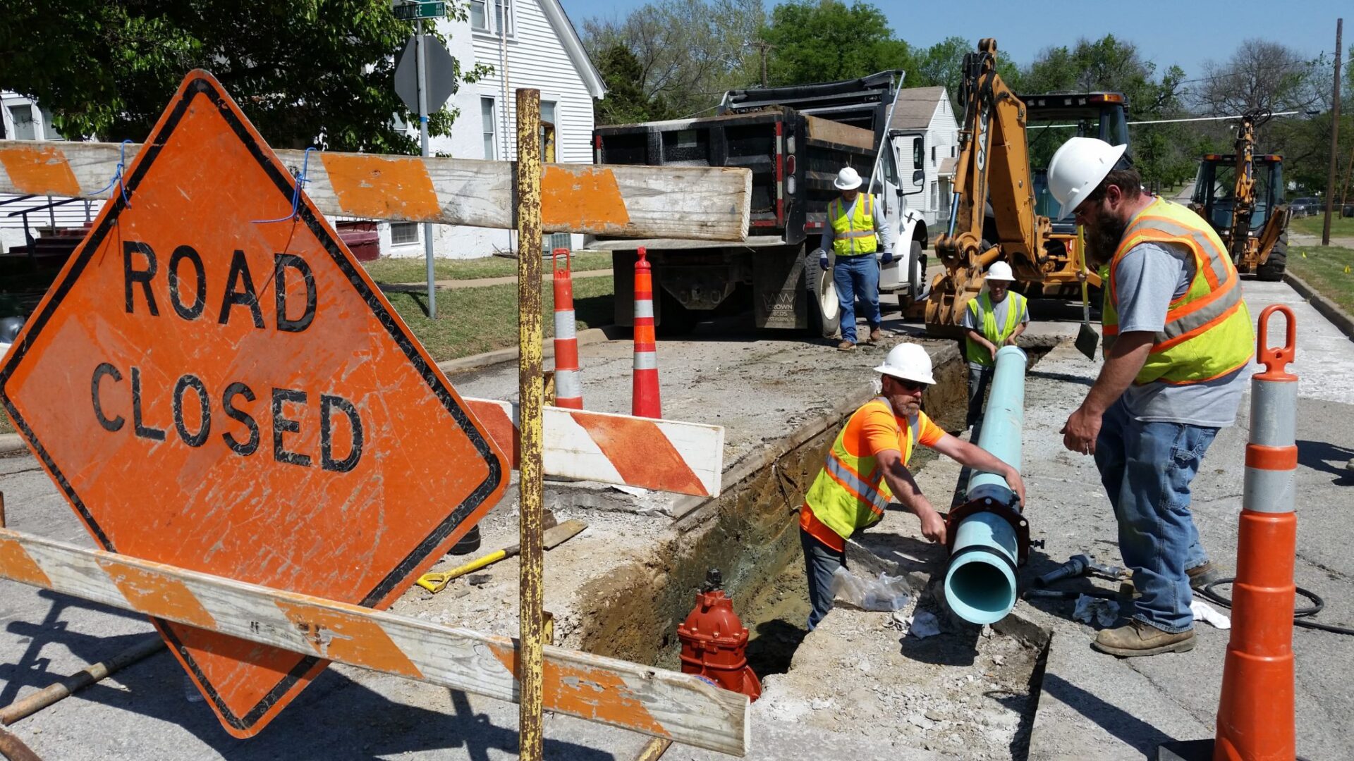 Waterline installation underway on 11th Street | City of Bartlesville 